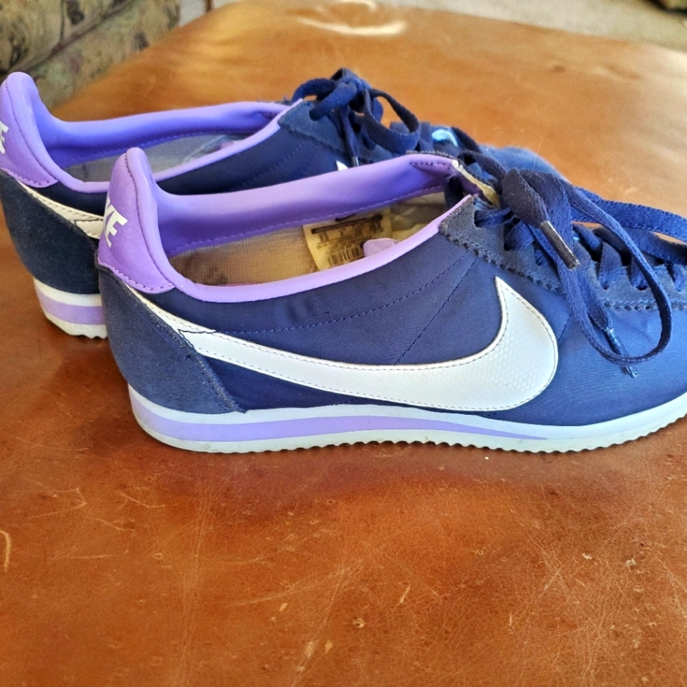 Navy blue, purple and white Vintage Nike Cortez, - Size 8.5 (women), - Sued